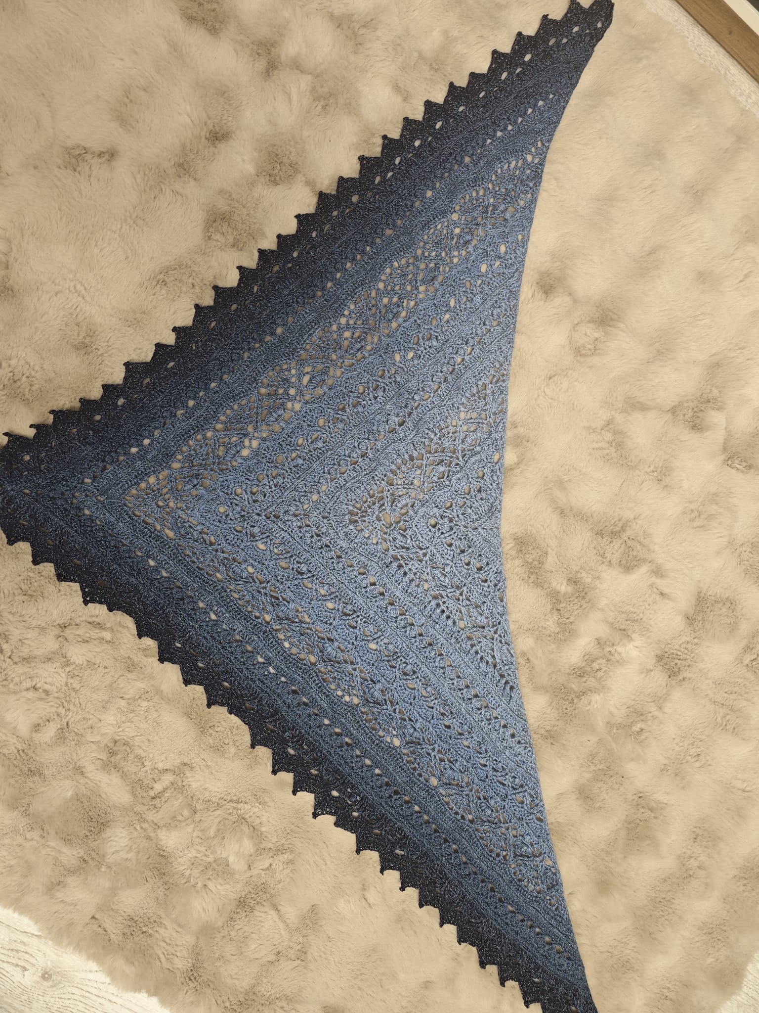 Szydełkowa chusta kolorowa